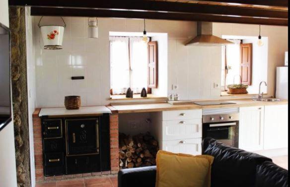 Sagasta Rural Guest House Oviedo Bagian luar foto
